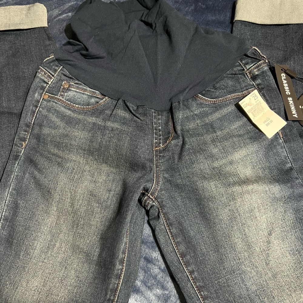 Articles of society Maternity Jeans 25 BNWT